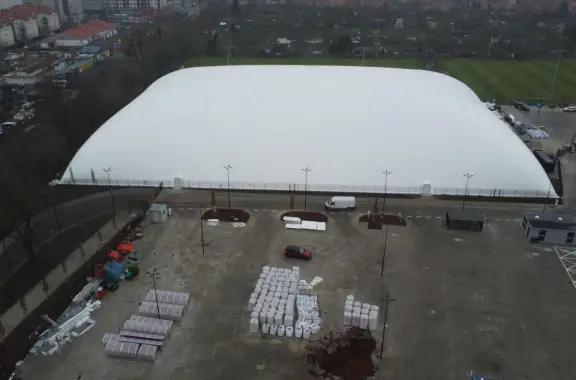 3990
